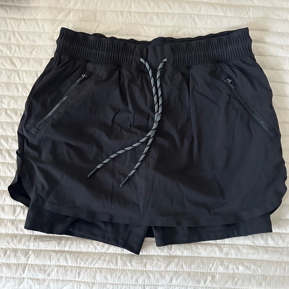 Athleta Black Performance Shorts